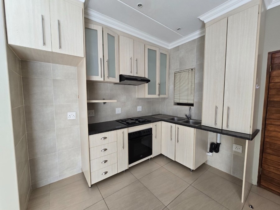 To Let  Bedroom Property for Rent in Bult North North West